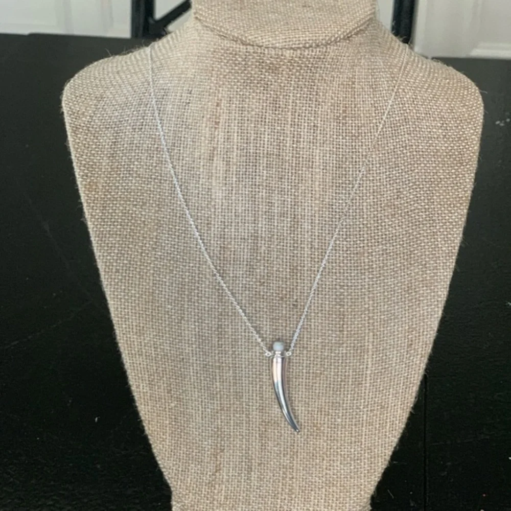 Stella & Dot gorgeously delicate
