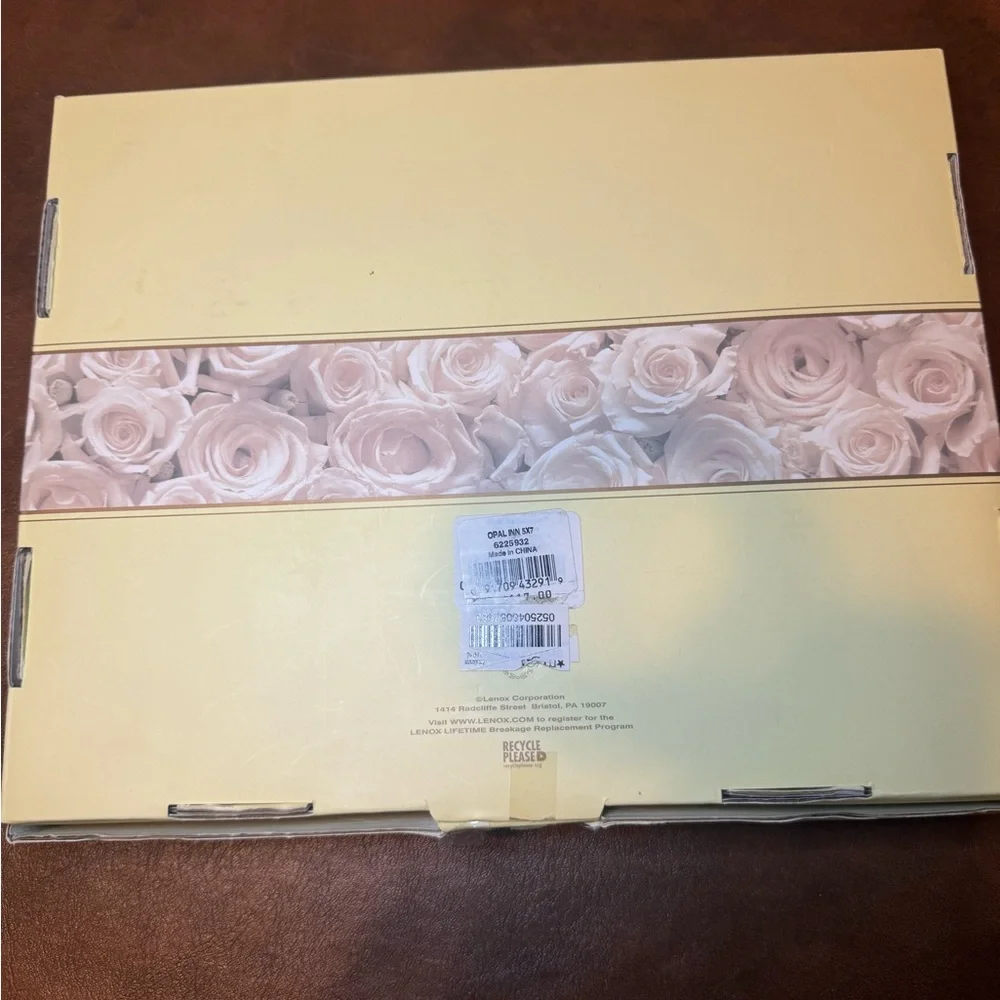 Lenox nwt opal