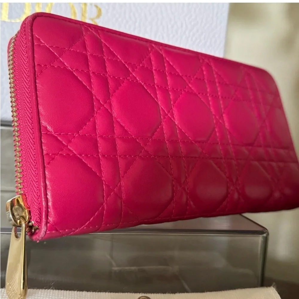 Dior some light