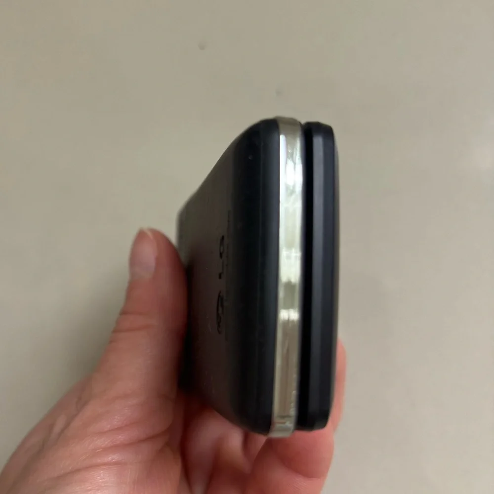 LG kf300 mobile