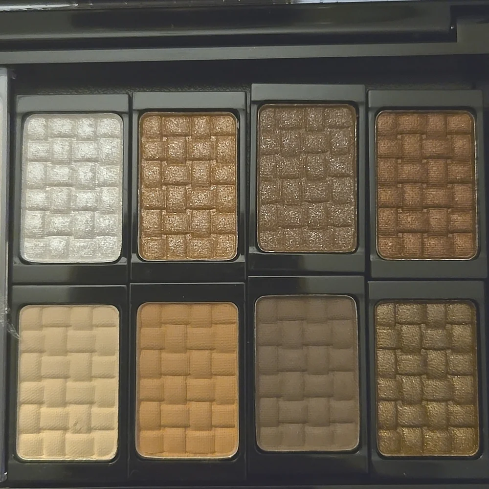 Doucce Freematic Nude Eyeshadow Pro Palette