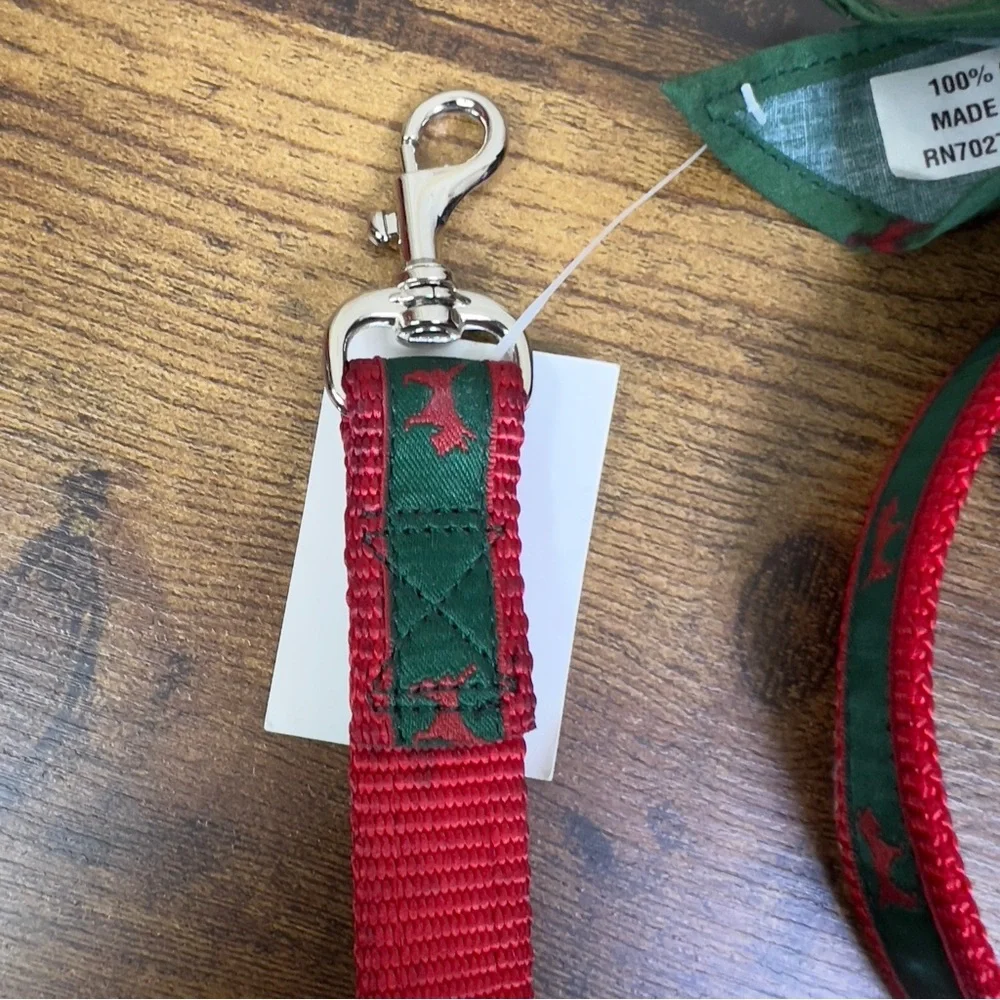 Liz Claiborne leash length