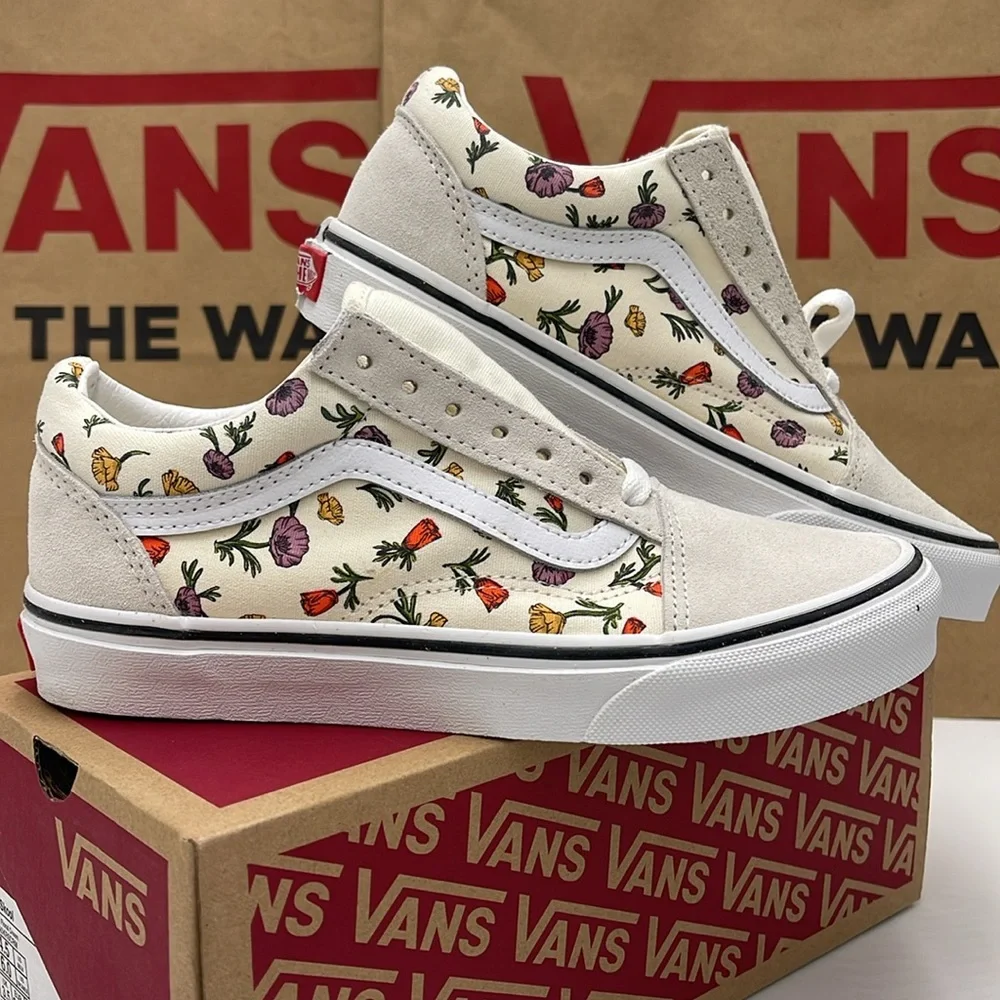 Vans stylish sneakers