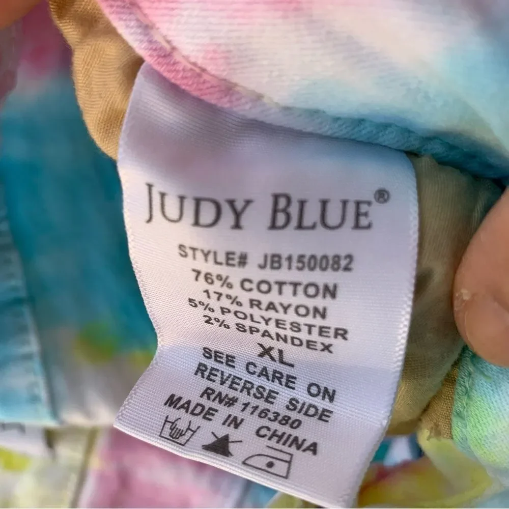 Judy Blue Shorts Tie Dye Rainbow Women XL Stretch Denim Fray Cut-Off Colorful
