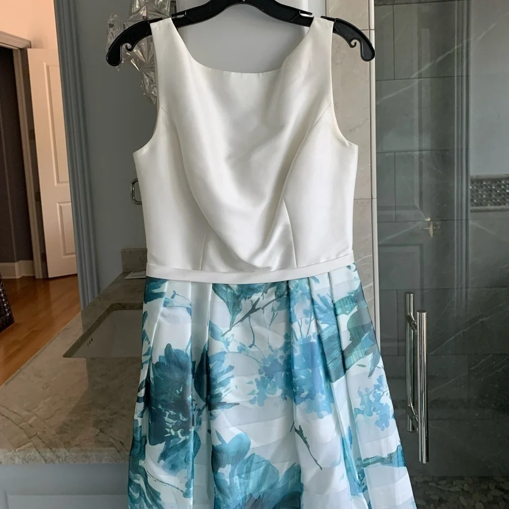 Theia vibrant florals