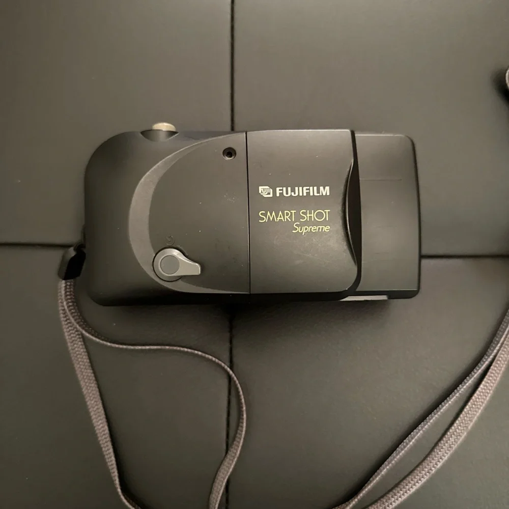 Fujifilm SmartShot Supreme Film Camera (untested)
