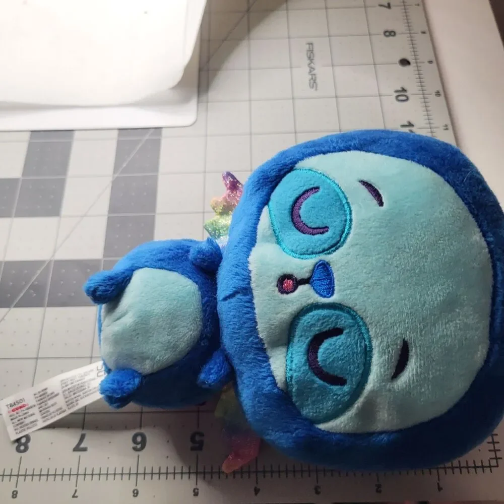 GUND drops carla