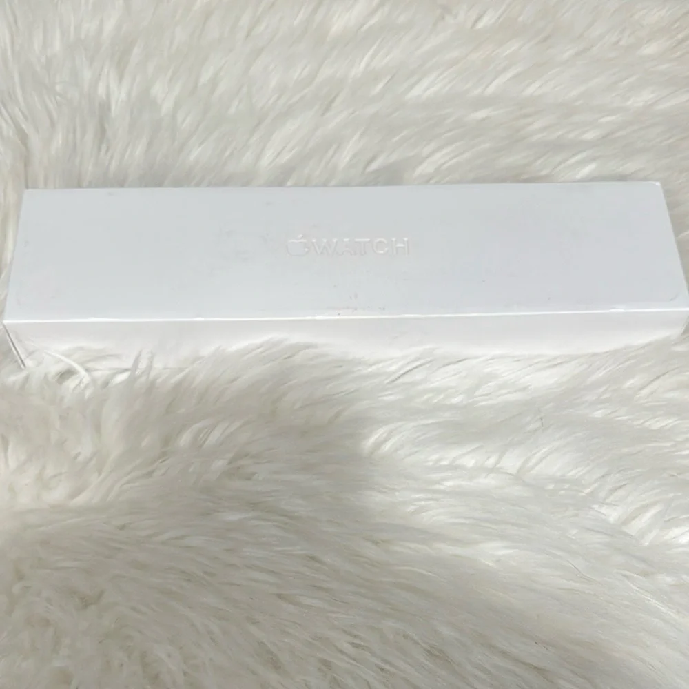 Apple experience sleek