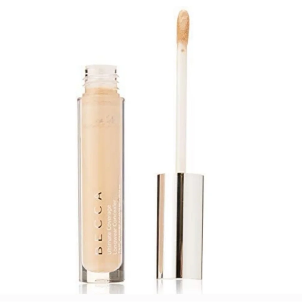 🆕 BECCA Cream Ultimate Coverage Longwear Concealer
