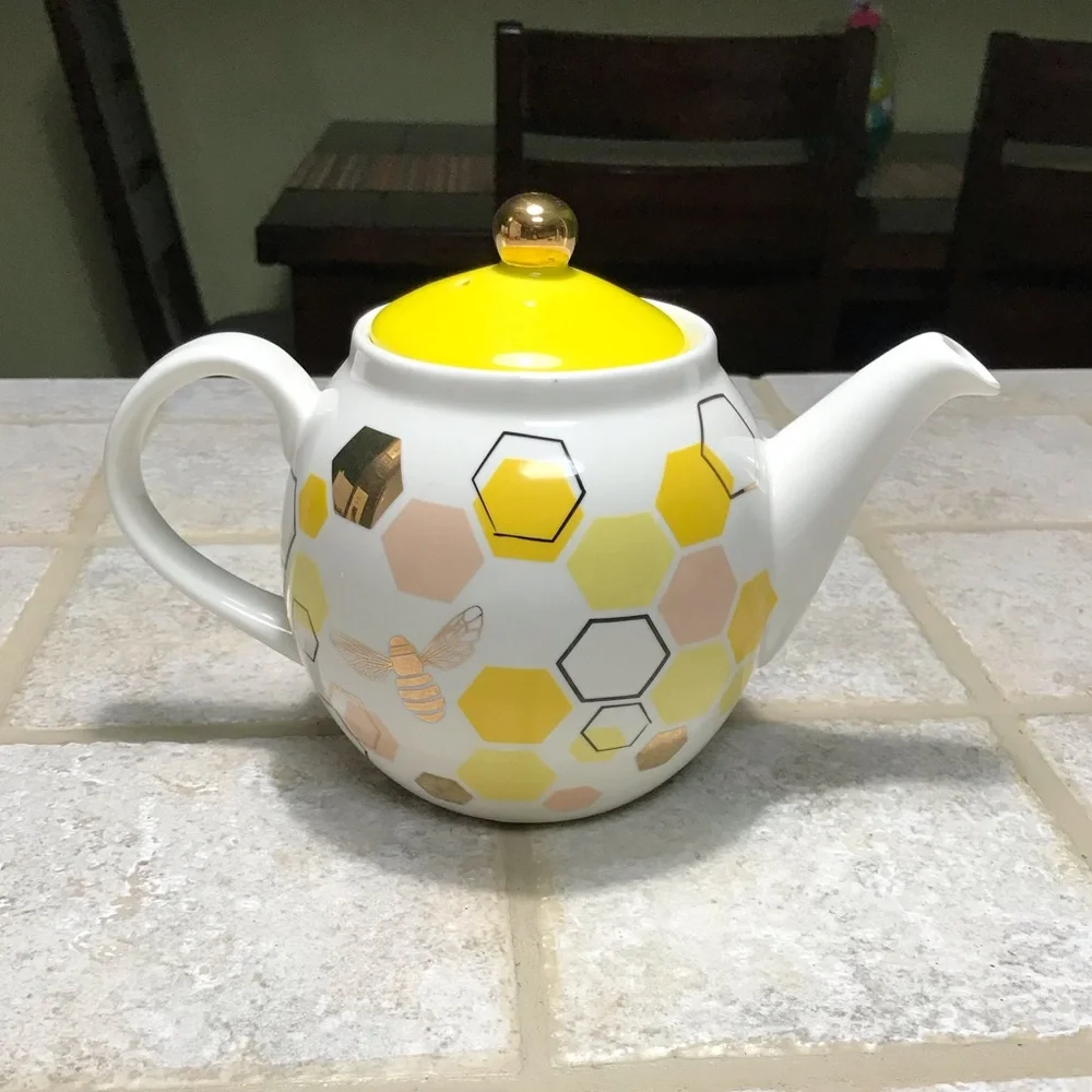 Paper Source Honeycomb porcelain teapot