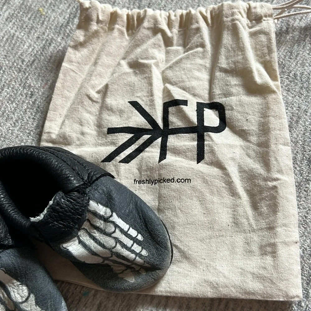N/A these stylish