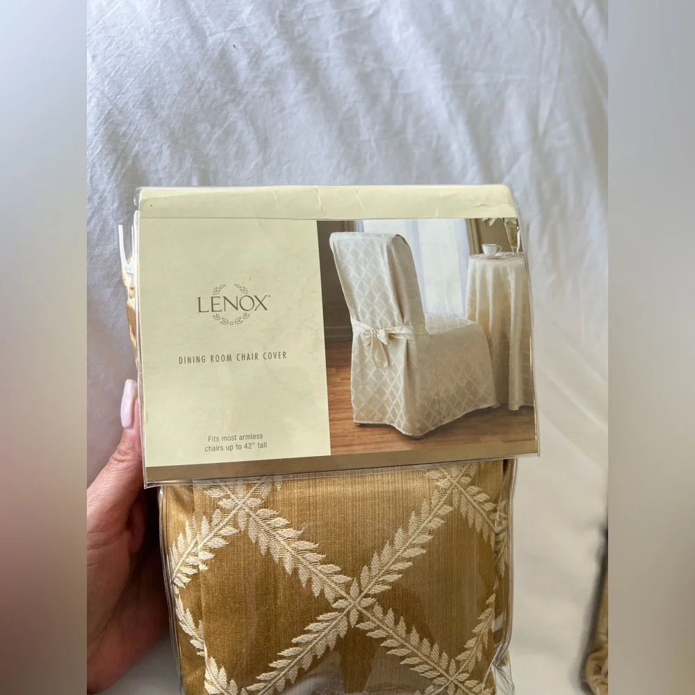 Lenox lot gold