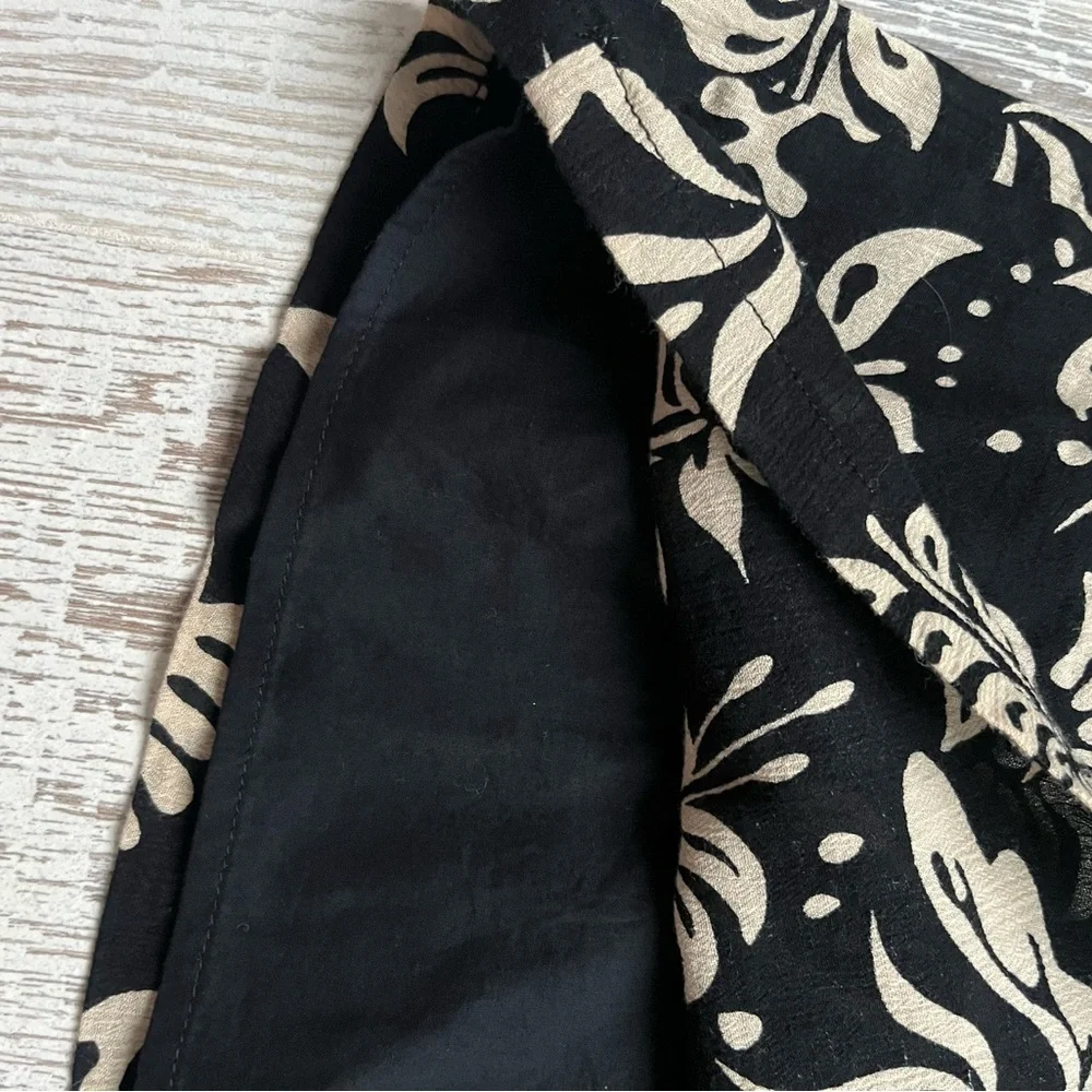 Gap girls sleeveless flowy floral dress black cream Size 3T muslin light weight