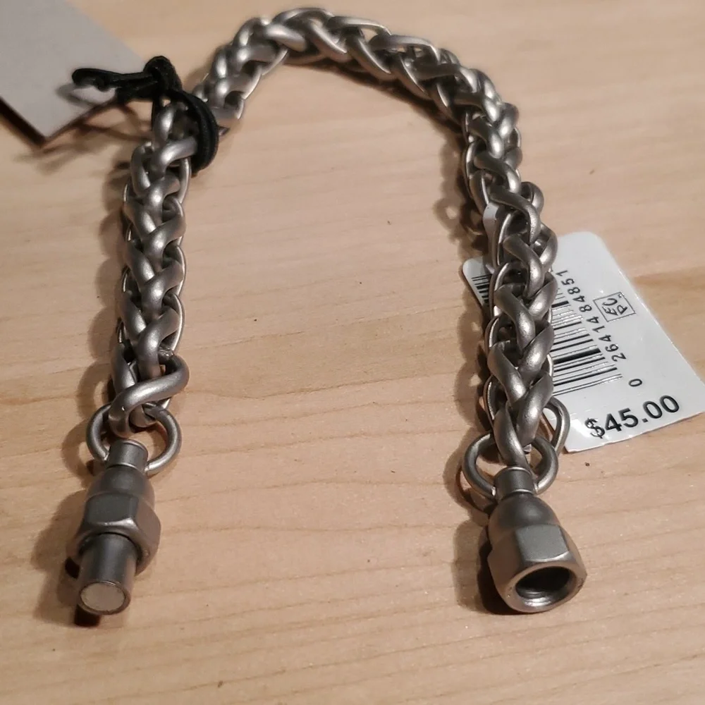 Kenneth Cole new chain
