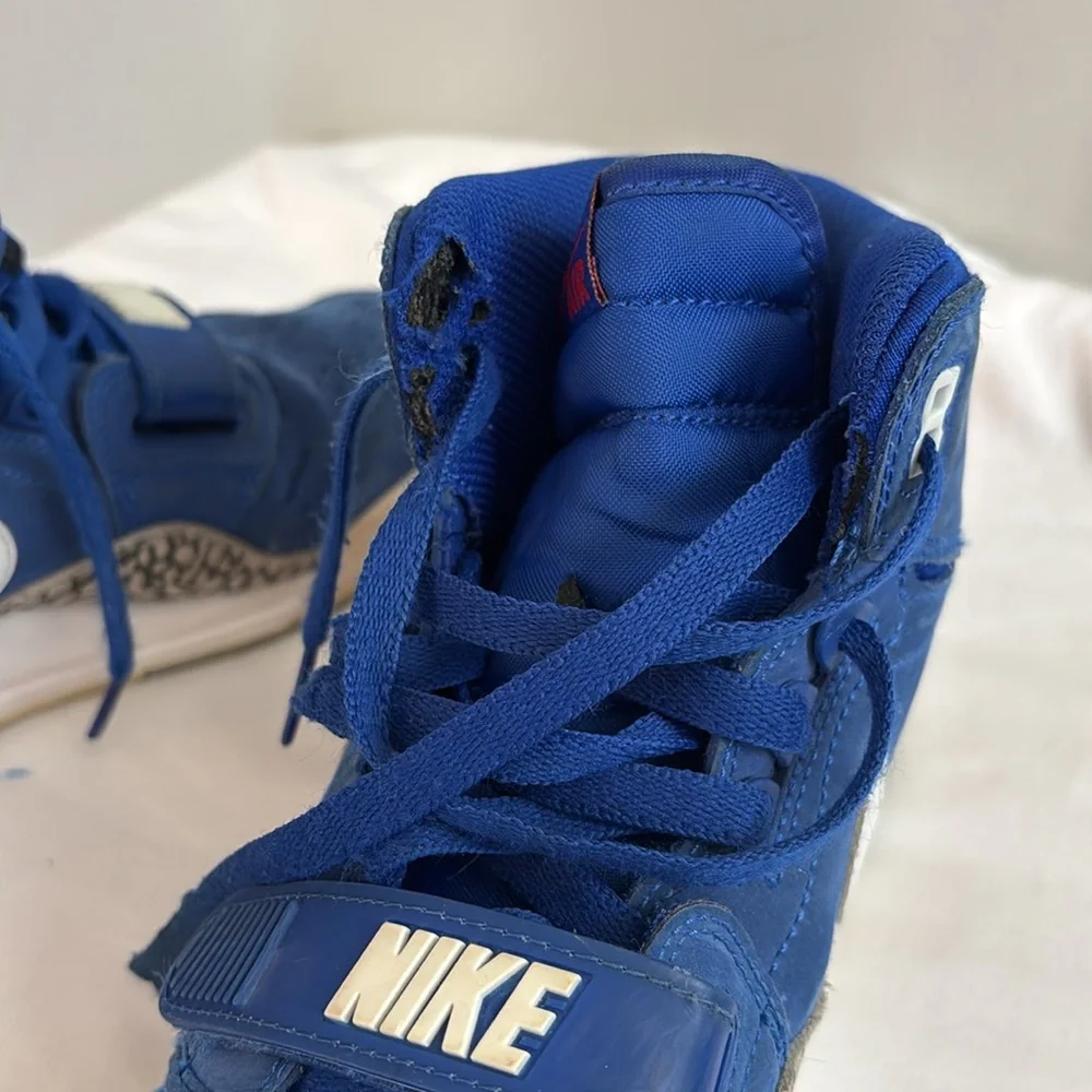 Nike good preowned