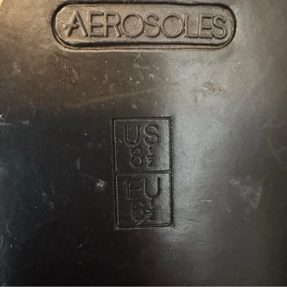 AEROSOLES these brown