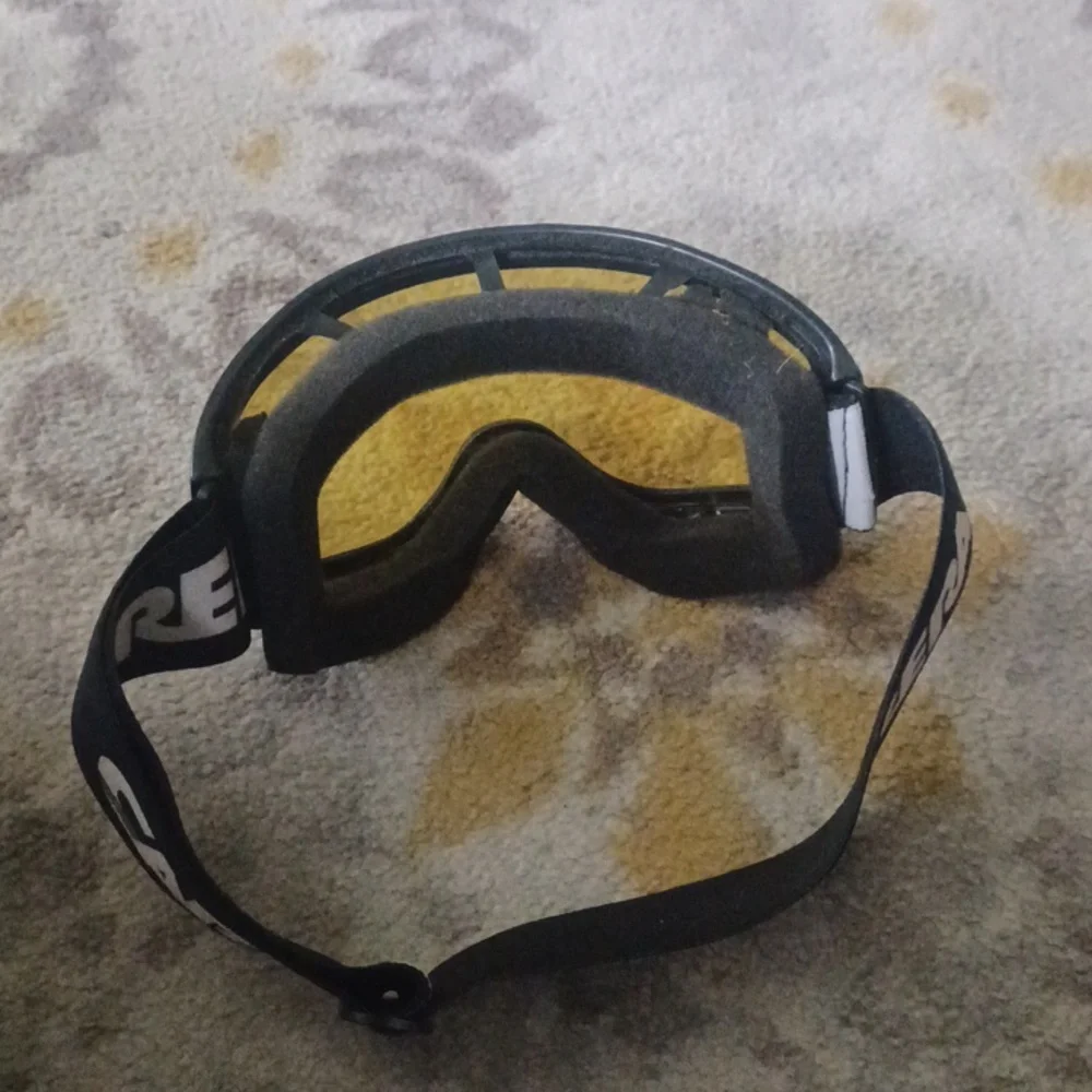 Carrera black yellow