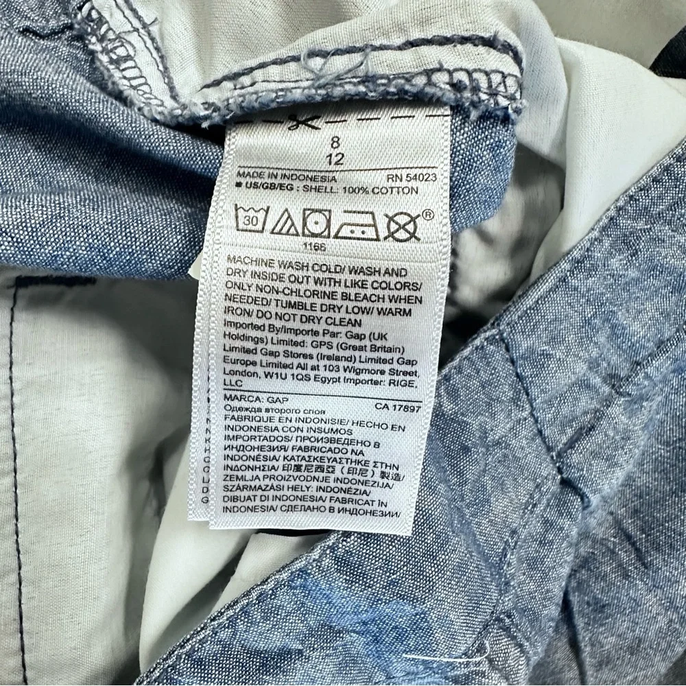 GAP shorts size