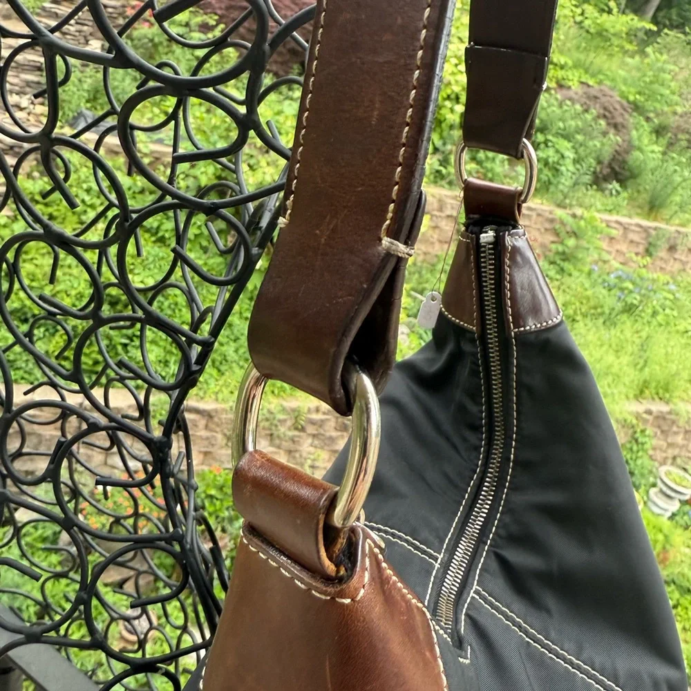 Dooney & Bourke dooney bourke