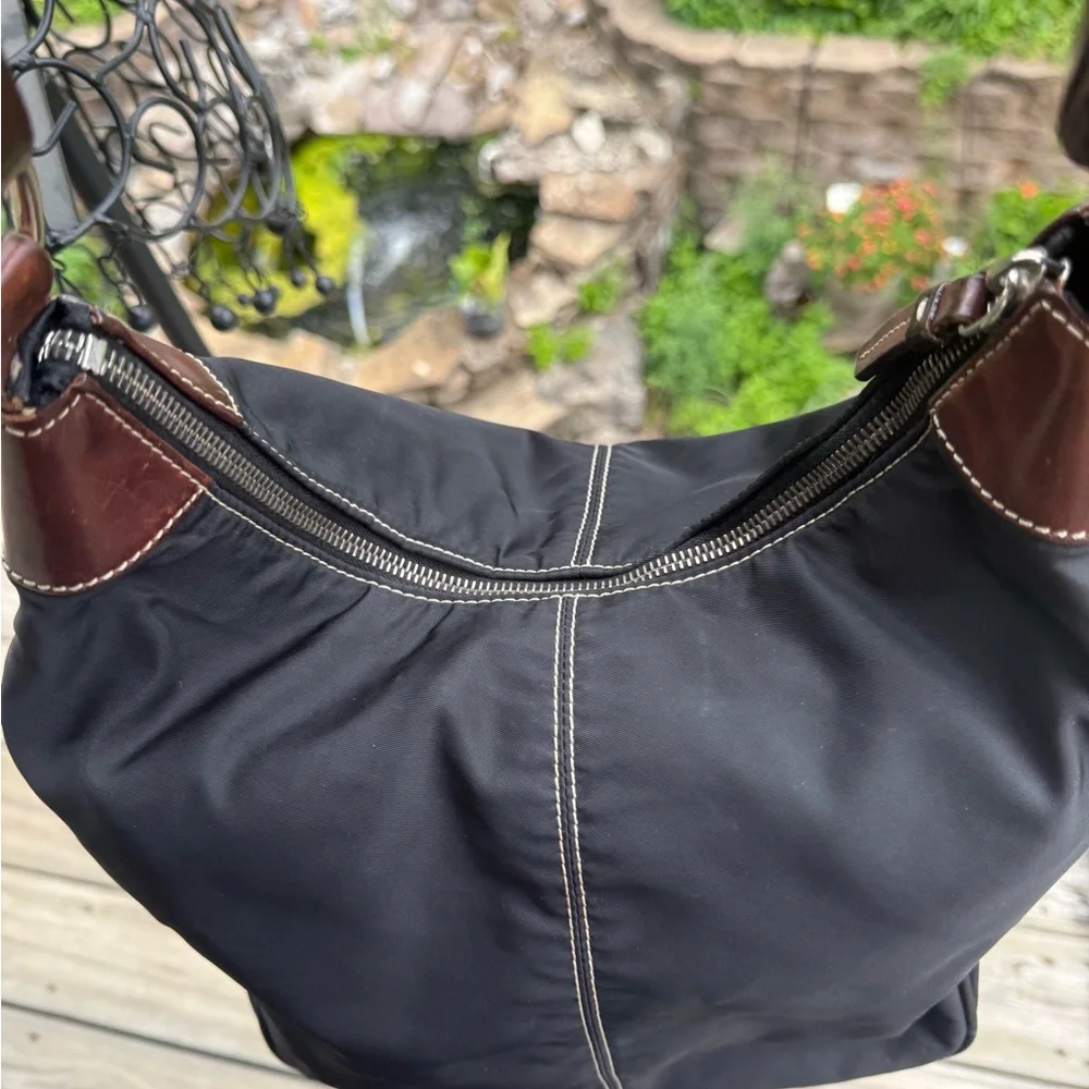 Dooney & Bourke dooney bourke