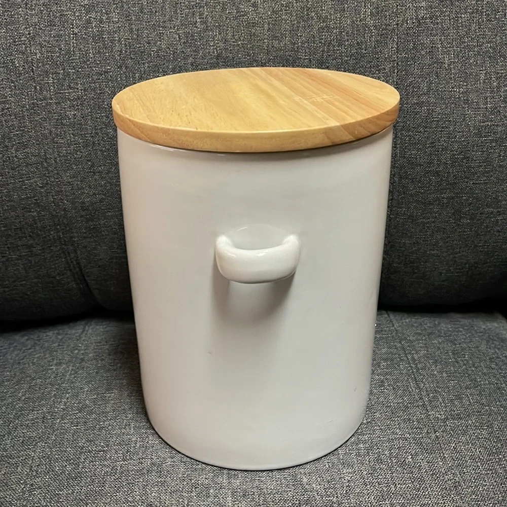 Crate&Barrel approximately 8”x6”