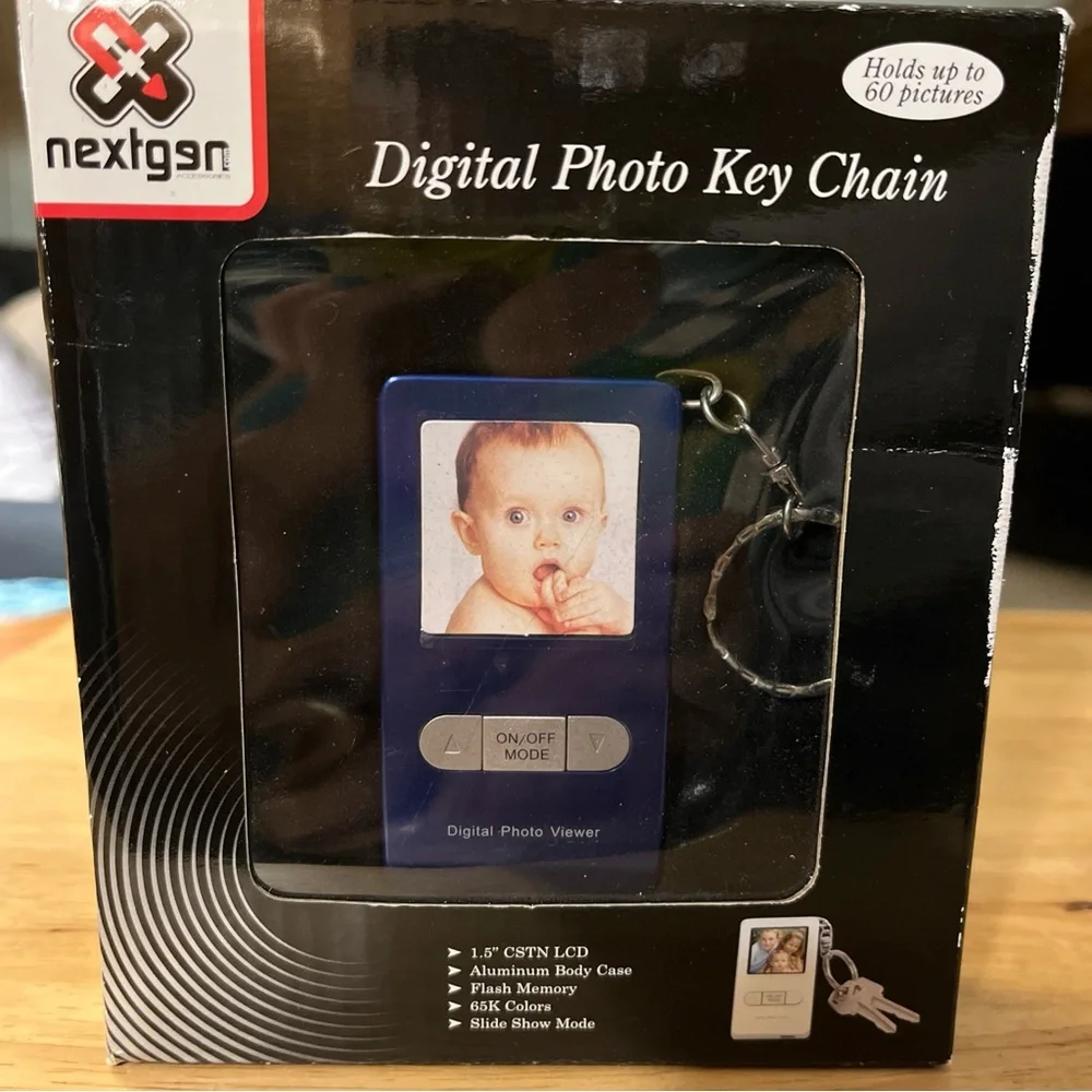 Next Blue Simulated Camera for Capturing Memories