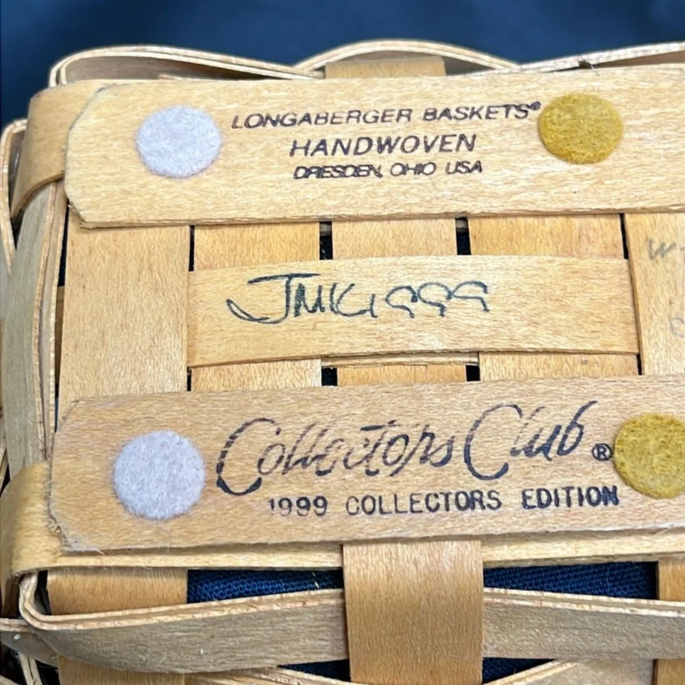 Longaberger includes basket