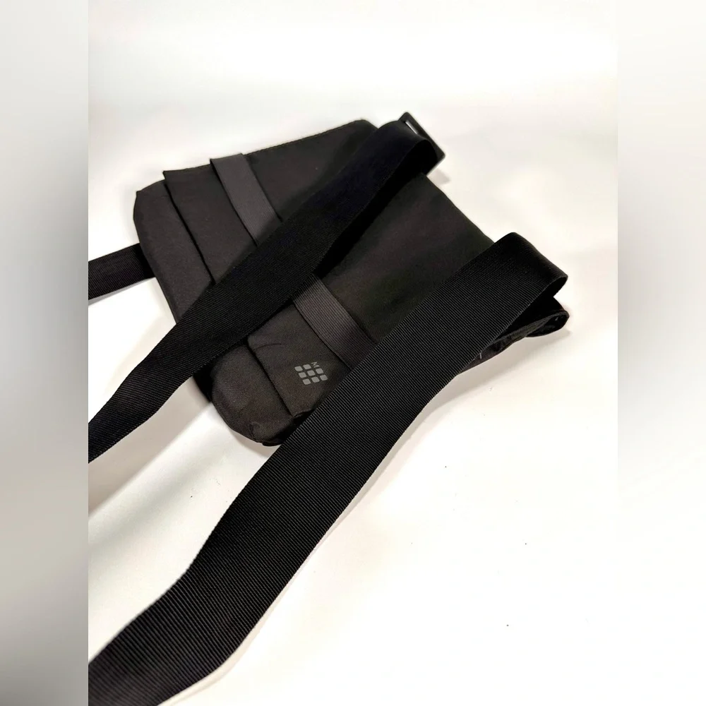 Moleskine black messenger
