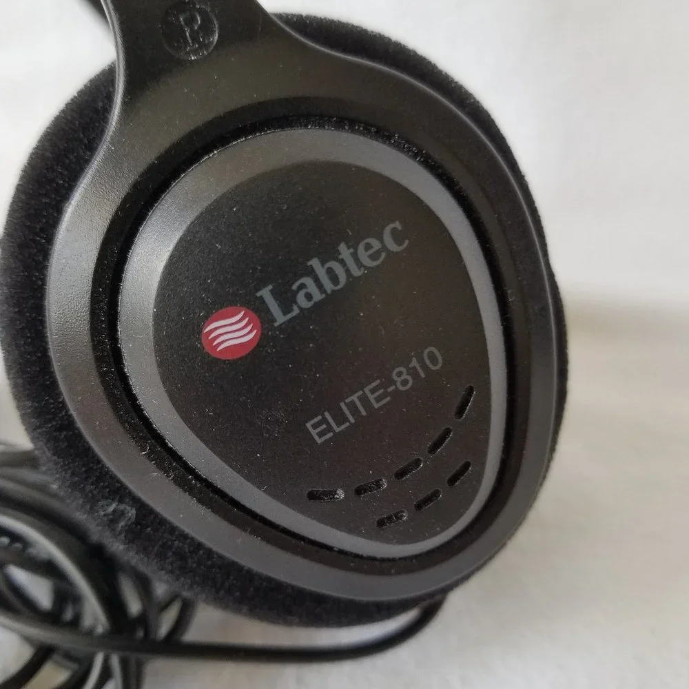 Labtec 810 headphones