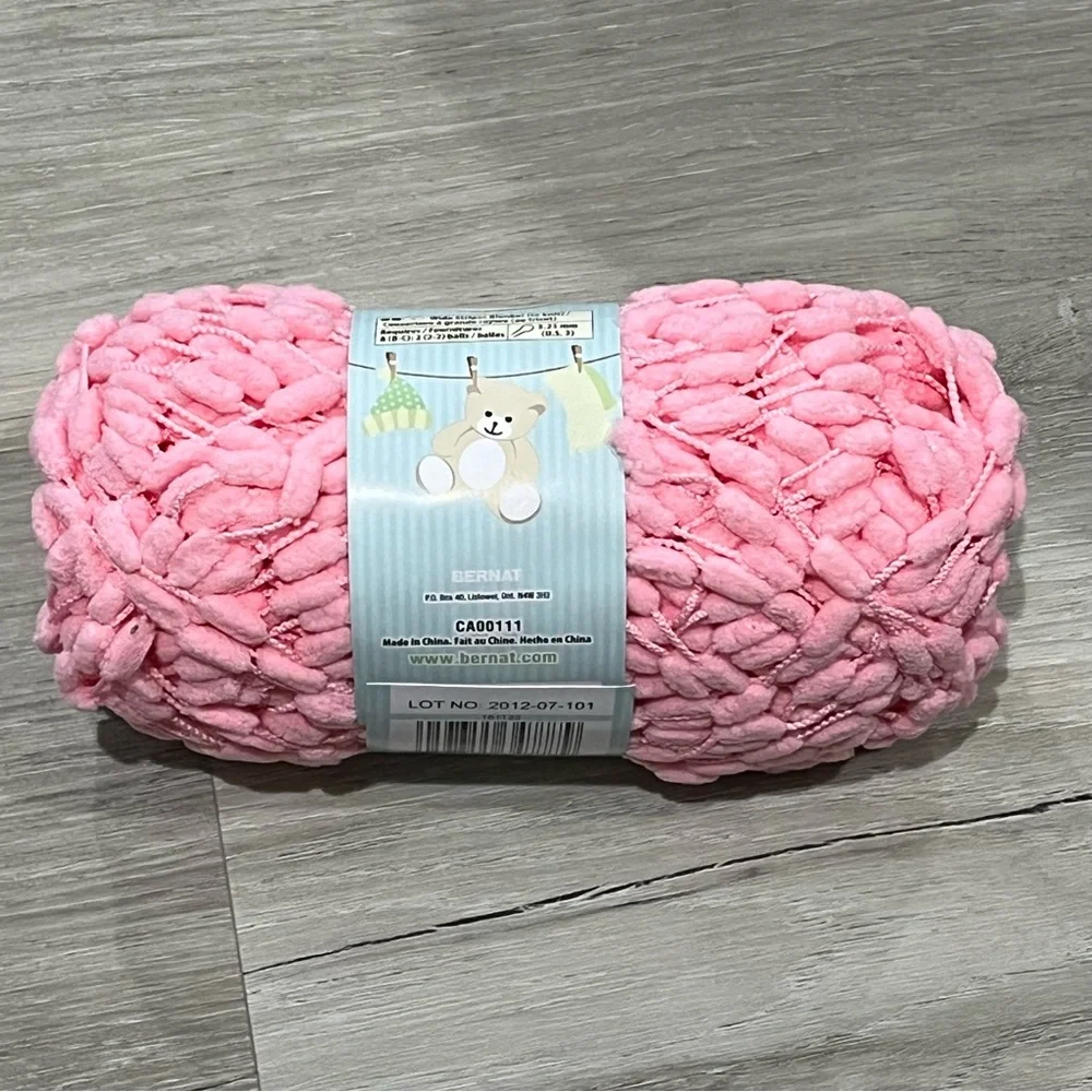 Bernat Baby Pom Pom nwt set