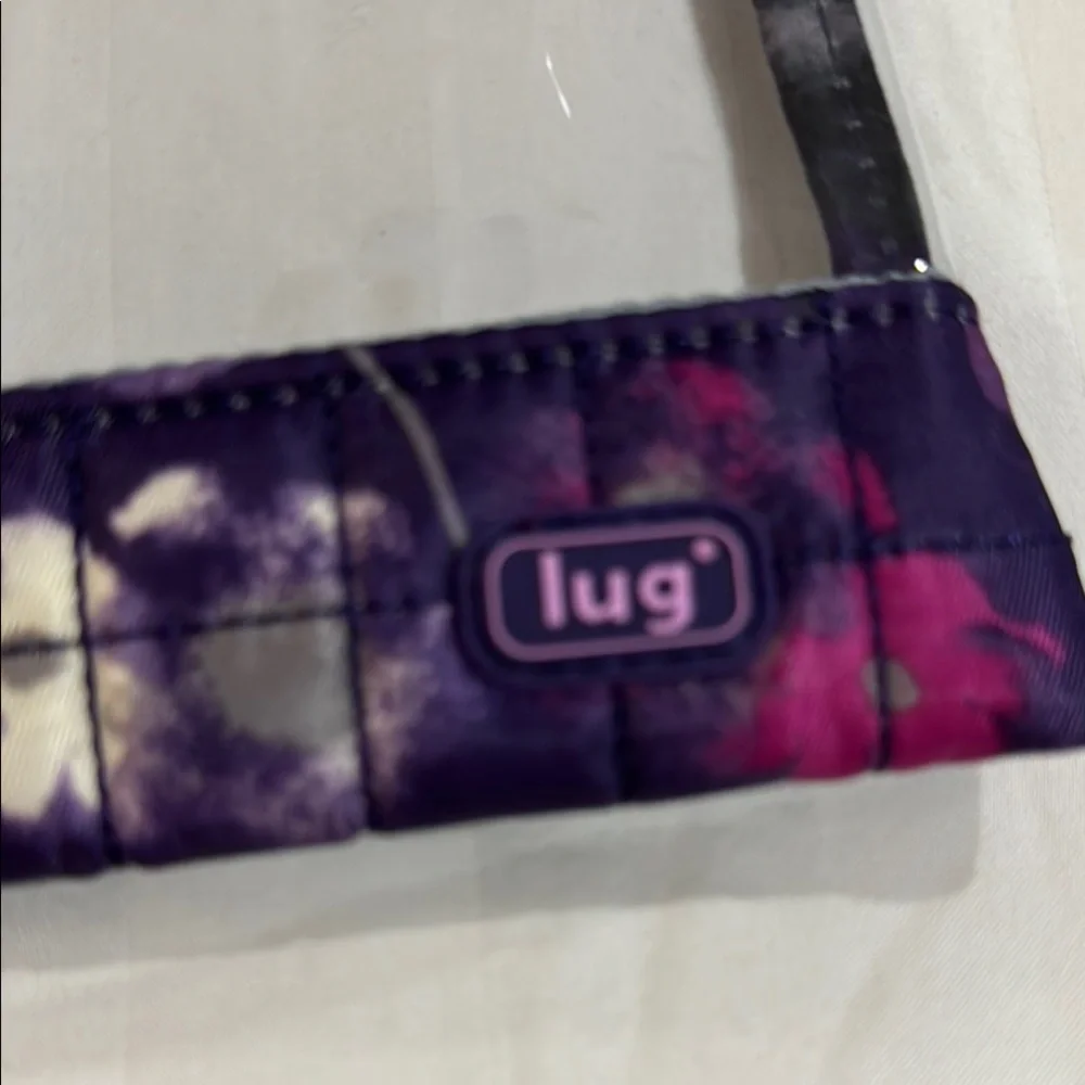 lug or pouches designs