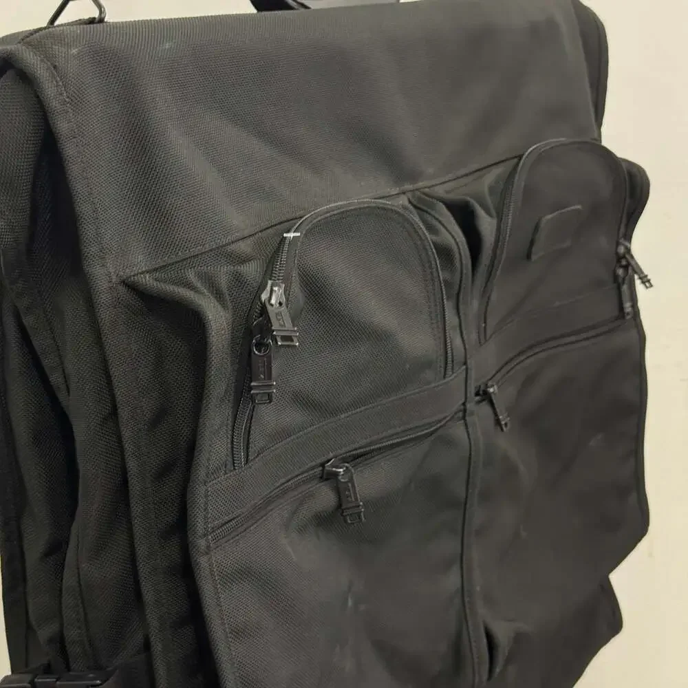 Tumi alpha black