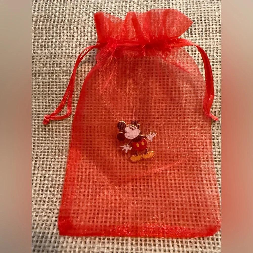 Disney gift mouse collectible