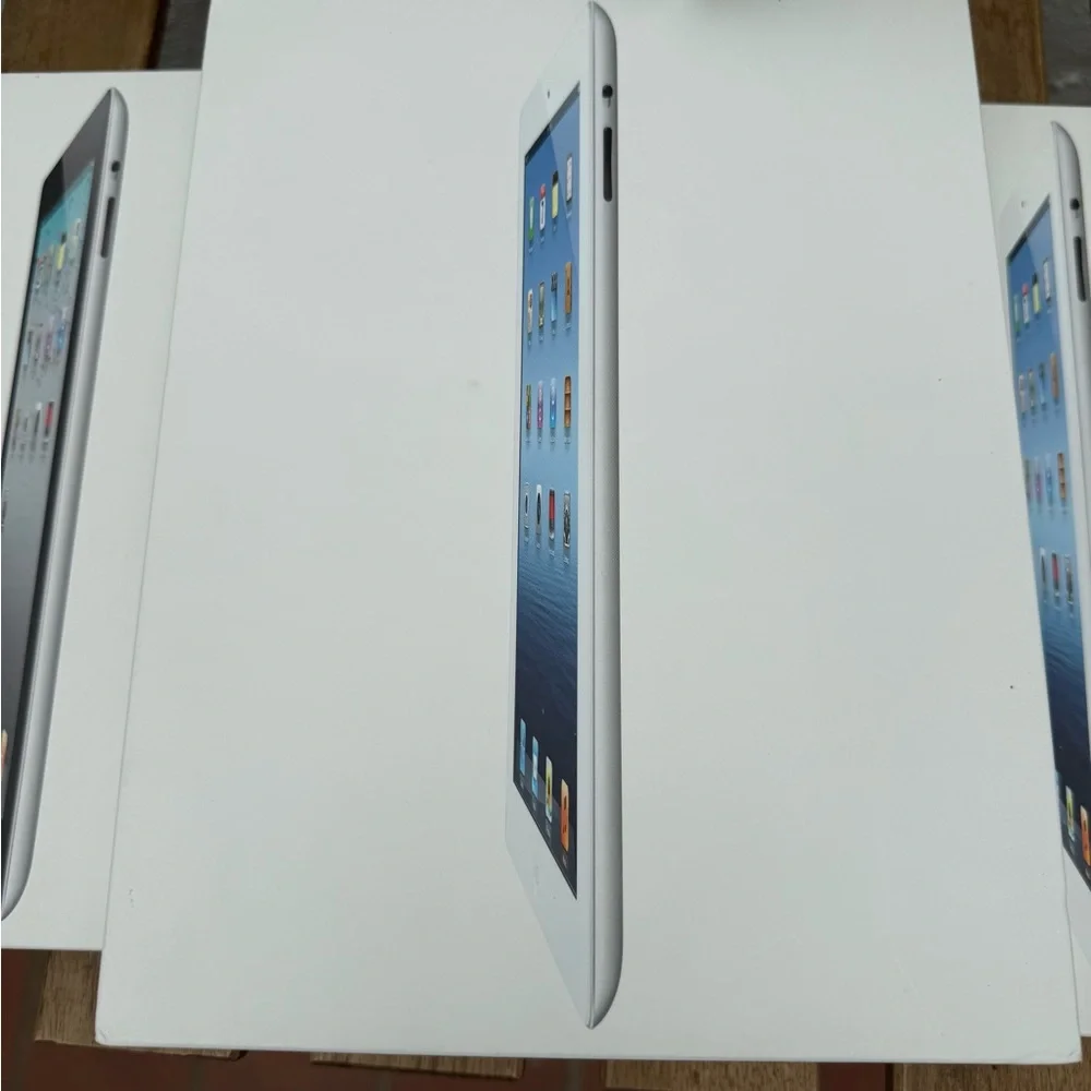 Apple ipad black