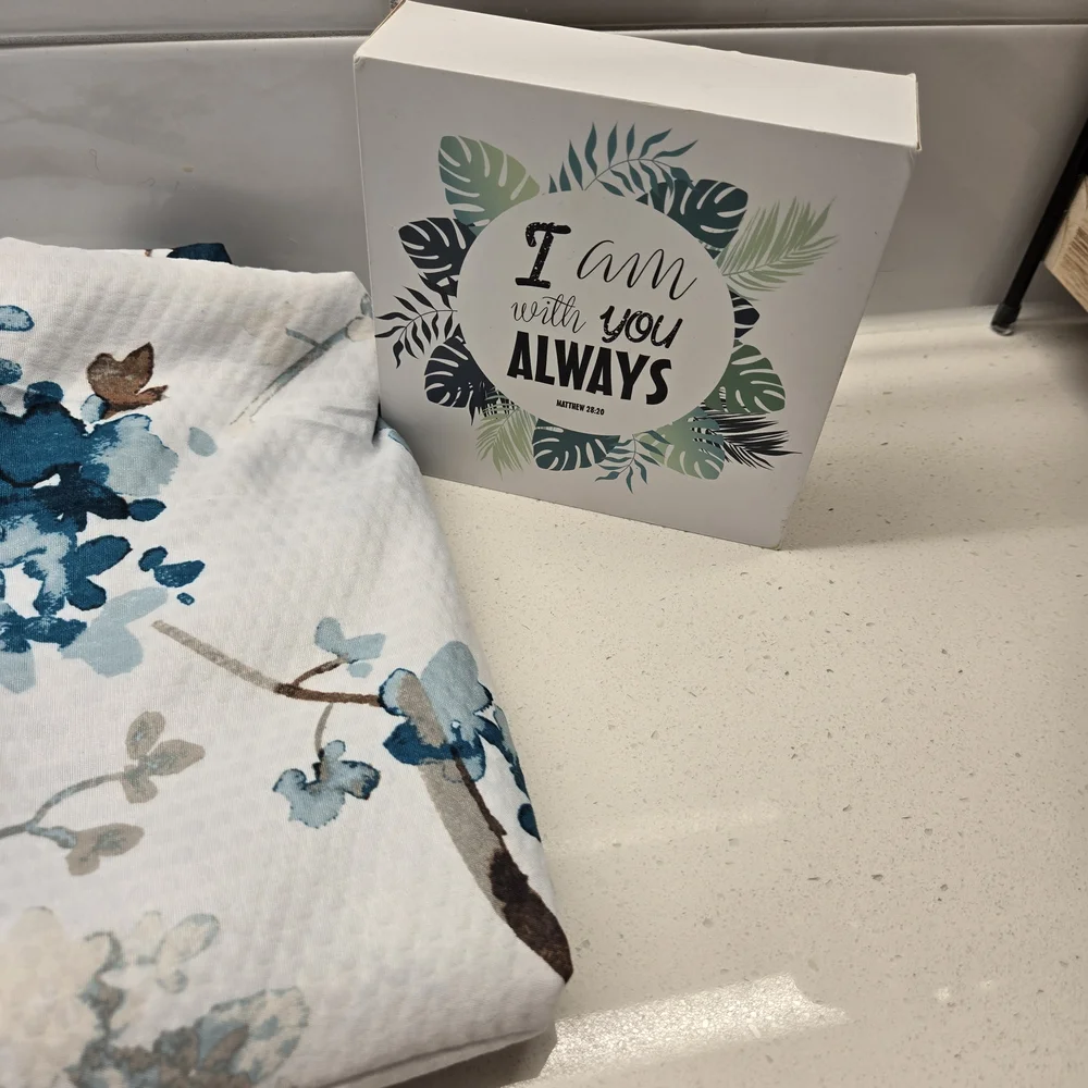 N/A bathroom decor