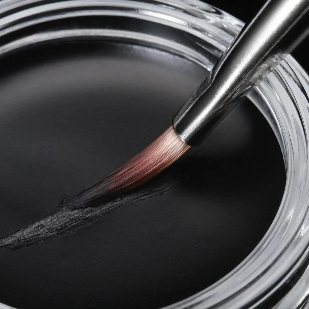 Anastasia Beverly Hills ingredients matte applied
