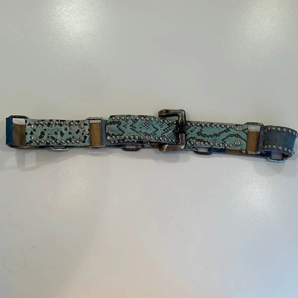New Leatherock Suede and Leather Studded Blue Leather Belt. Size L36.