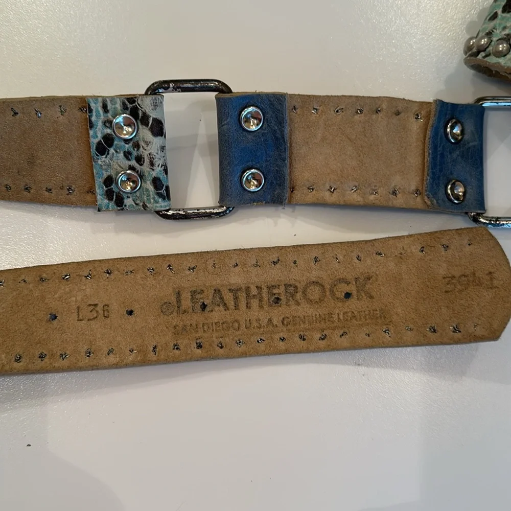 New Leatherock Suede and Leather Studded Blue Leather Belt. Size L36.