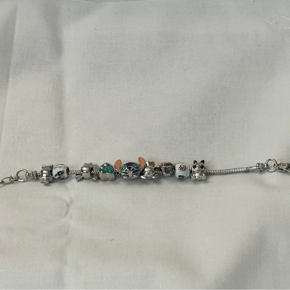 Stitch elegant silver