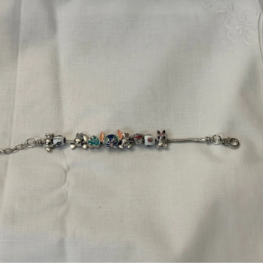 Stitch elegant silver