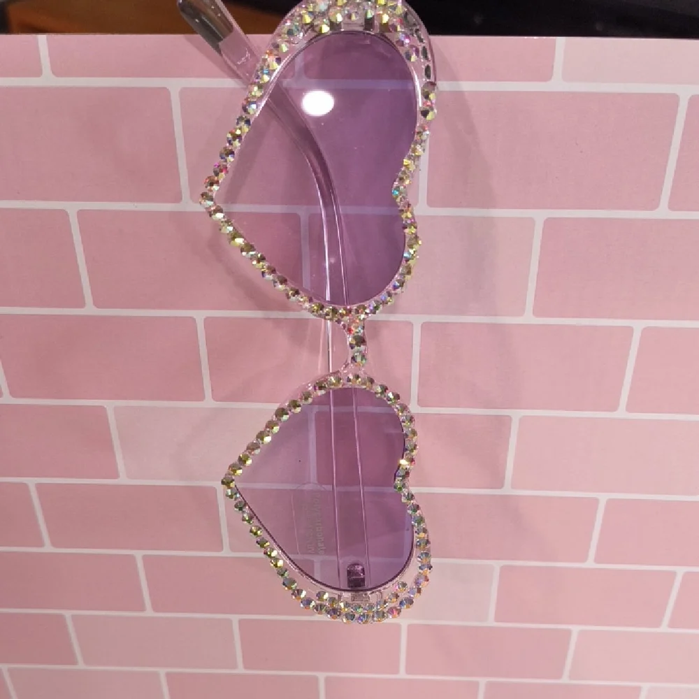 N/A stylish heart