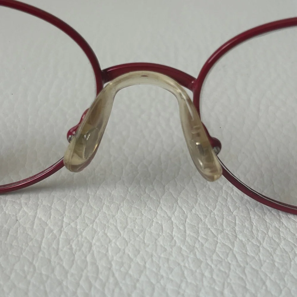 N/A stylish red