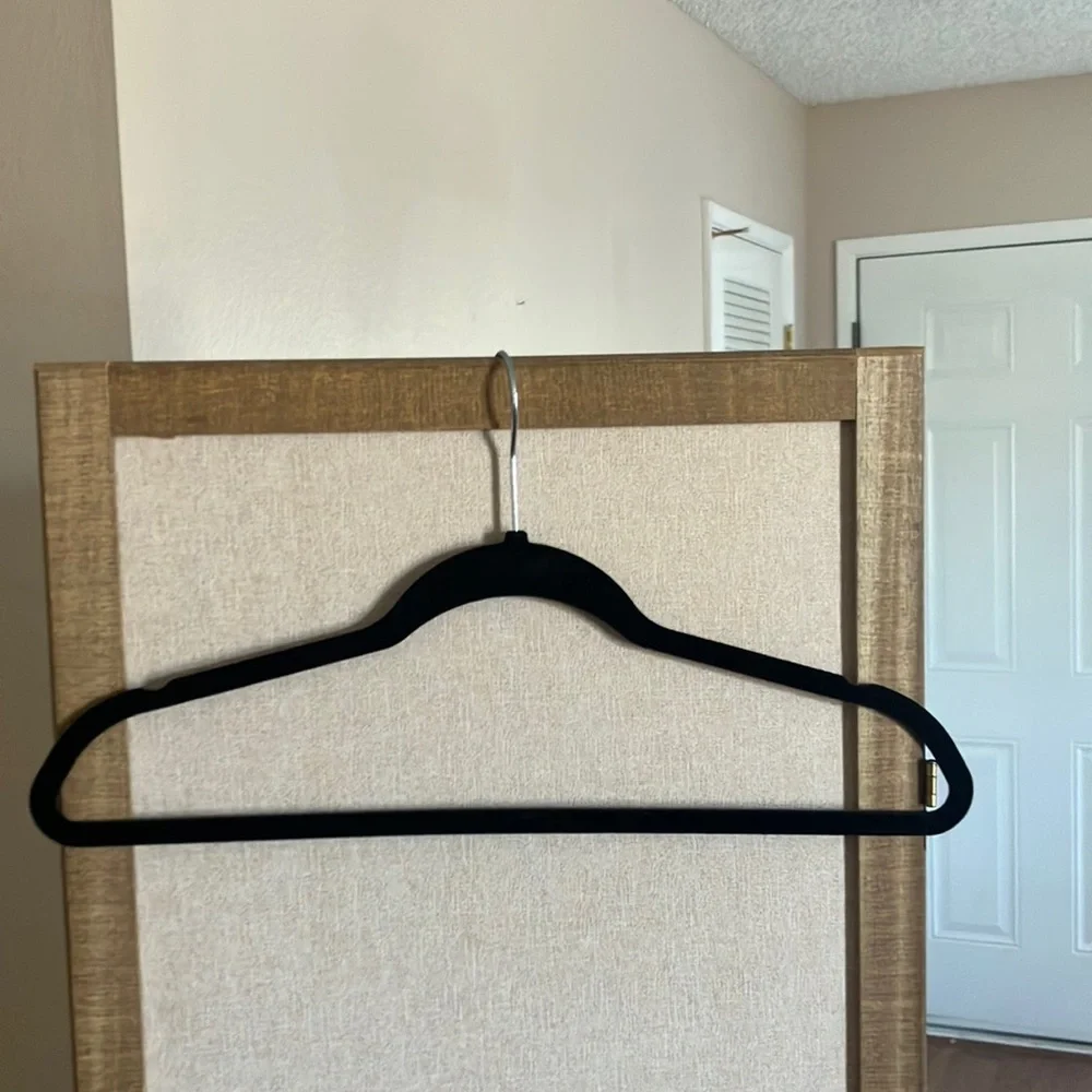 Black Velvet swivel Hangers group of 10