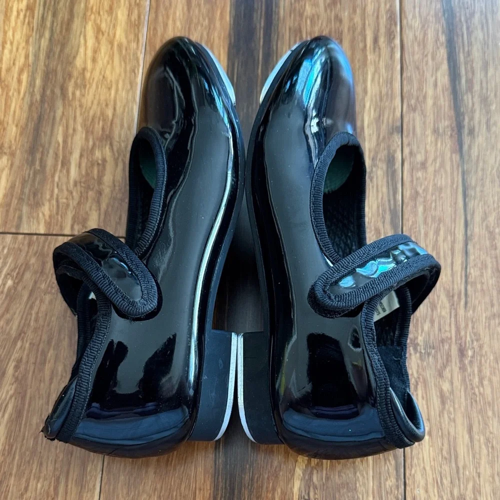 Freestyle leather scuffs