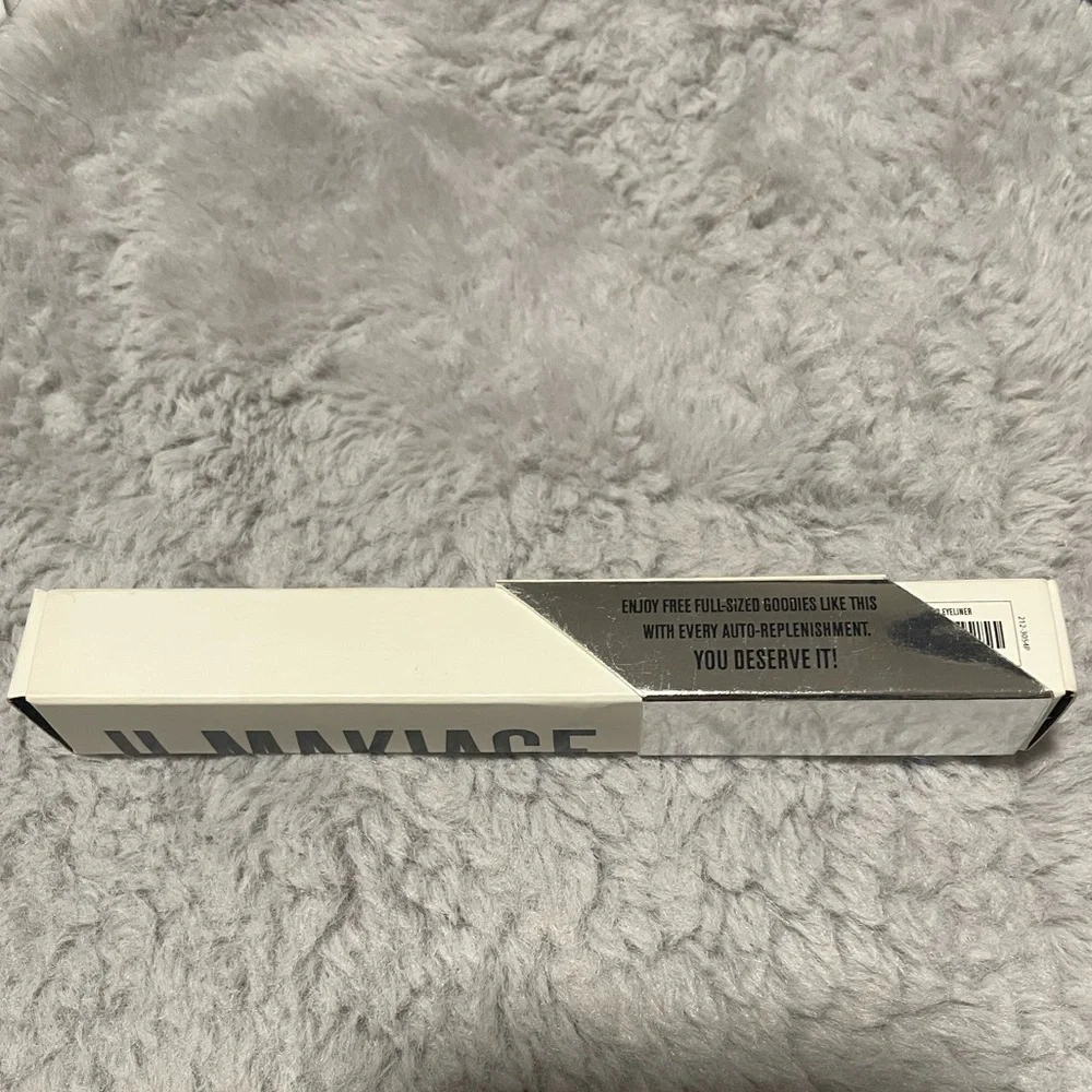 IL MAKIAGE liquid eyeliner