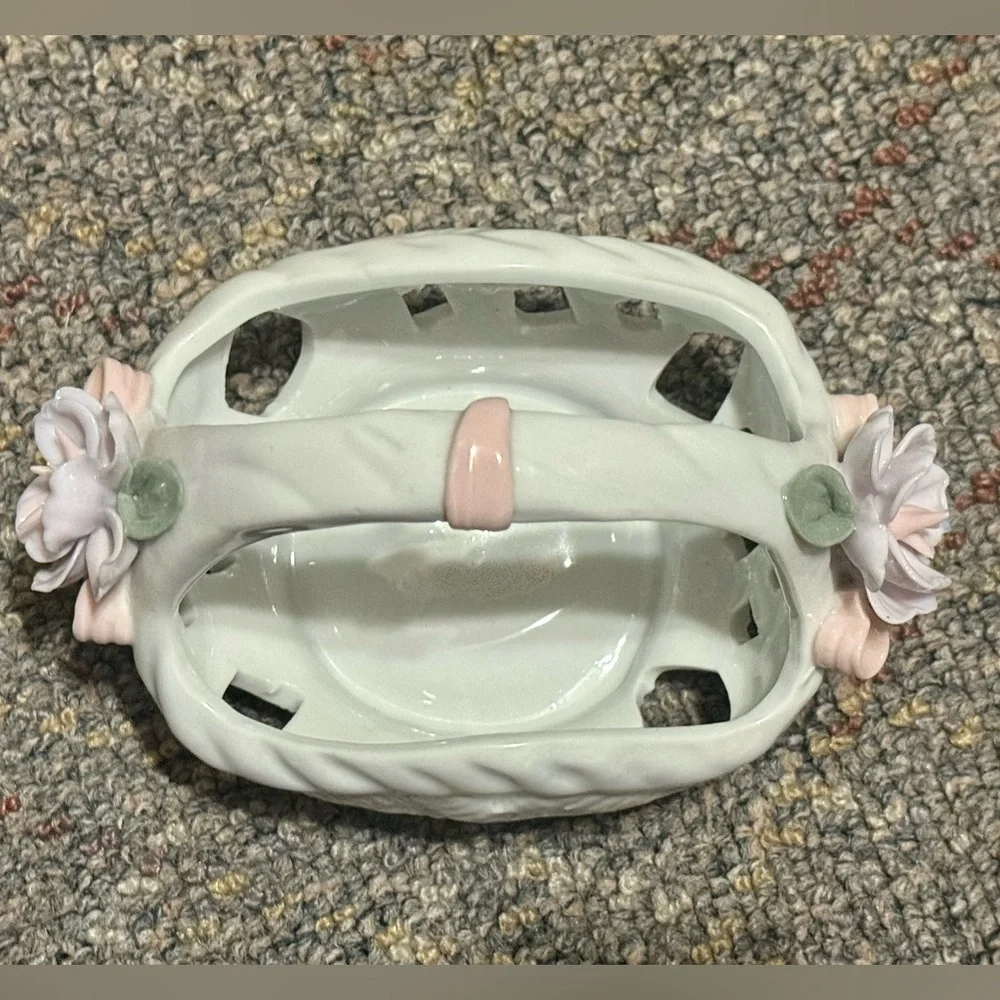 Vintage Porcelain small vintage