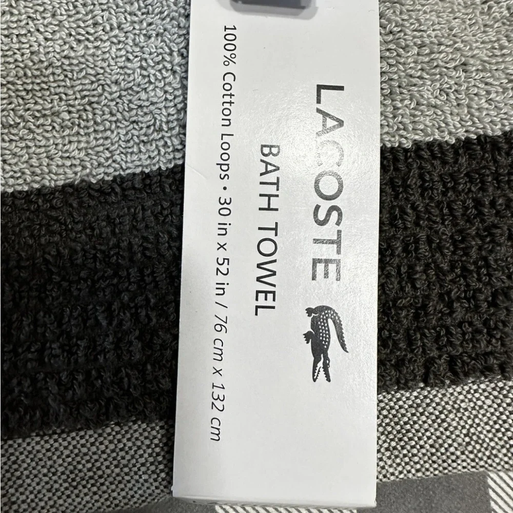 Lacoste wrap yourself