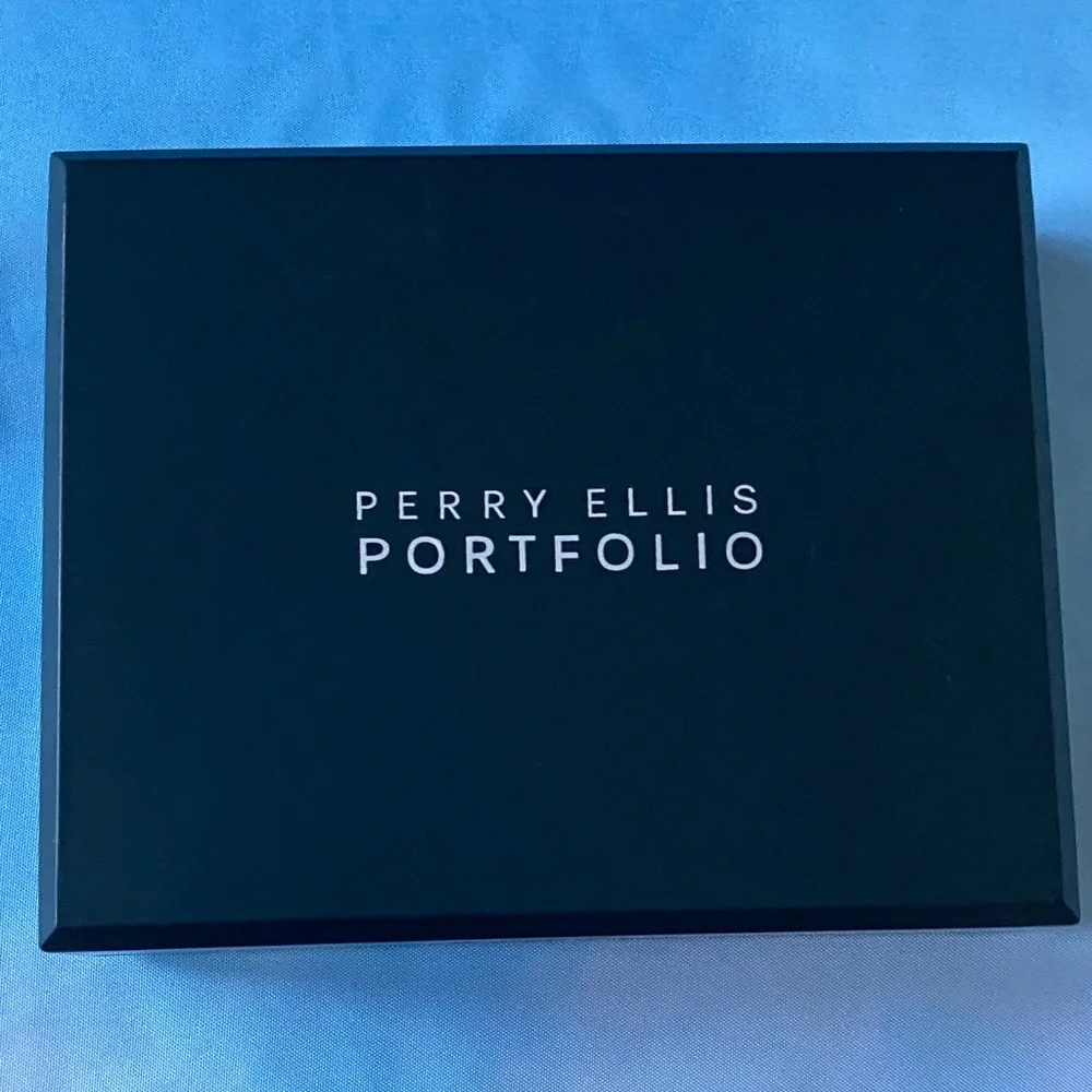 Perry Ellis carry your