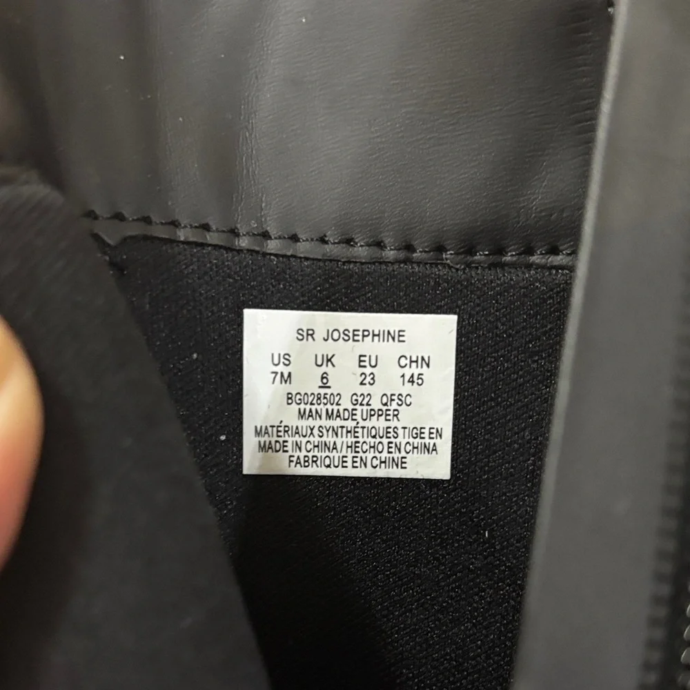 Stride Rite chic black