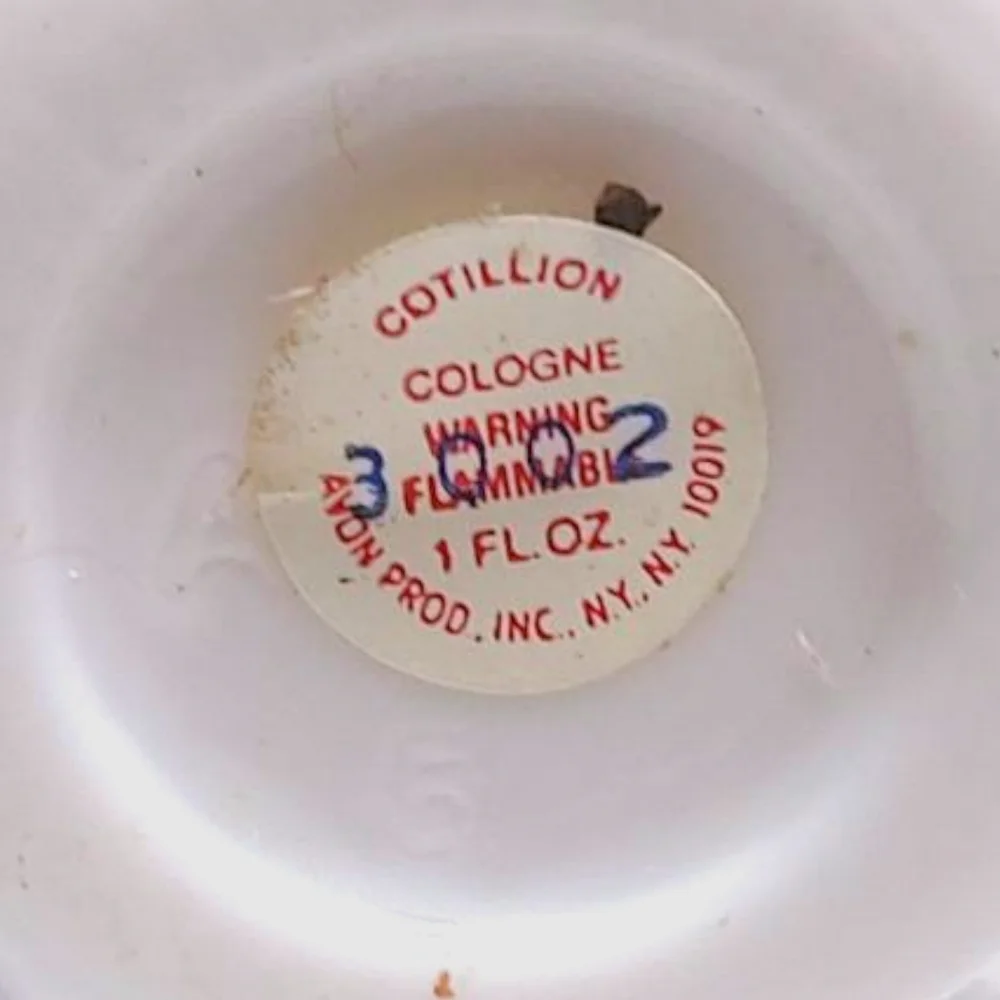 Avon that of white
